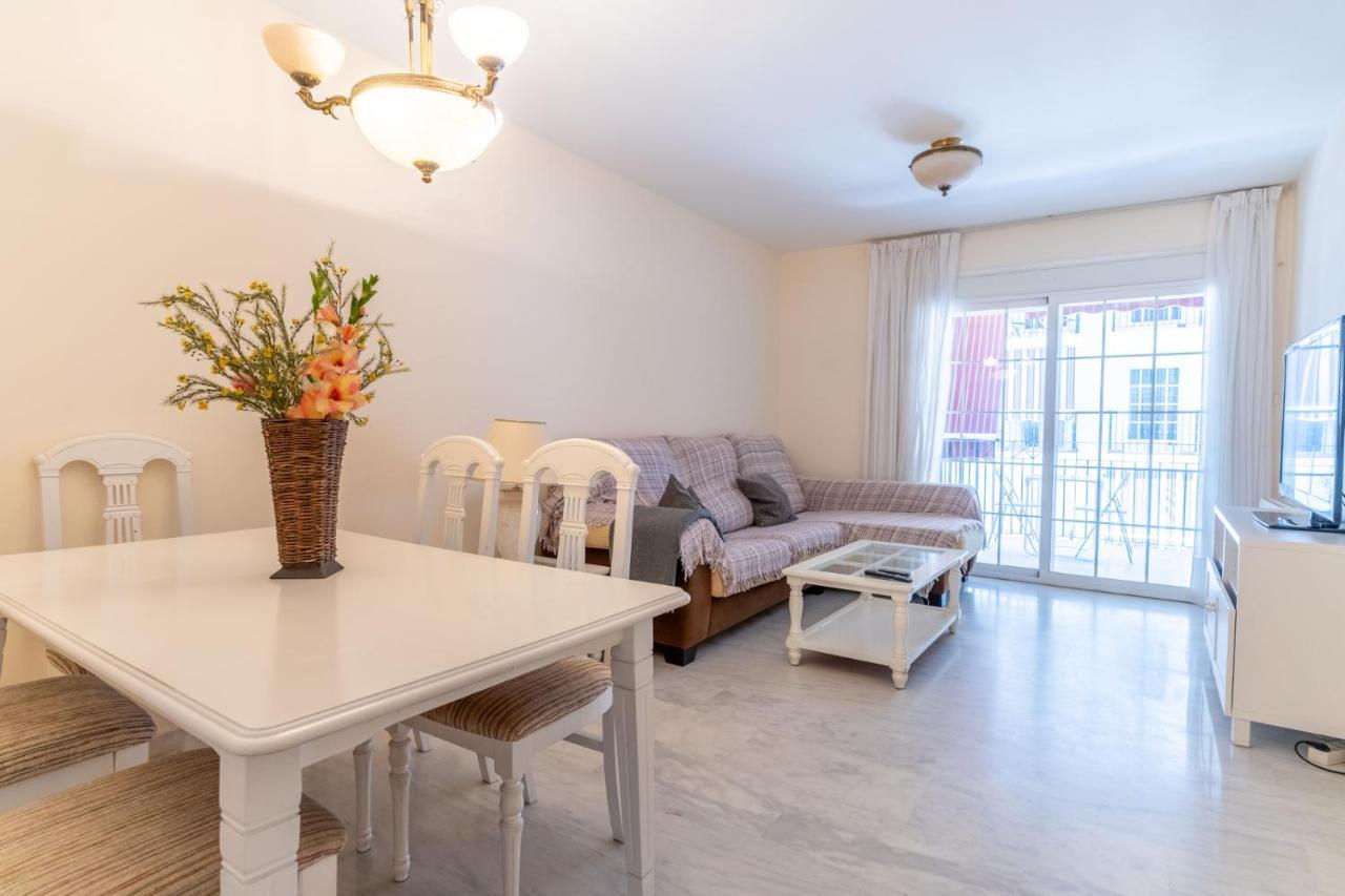 Estepona Beachside Leilighet Eksteriør bilde